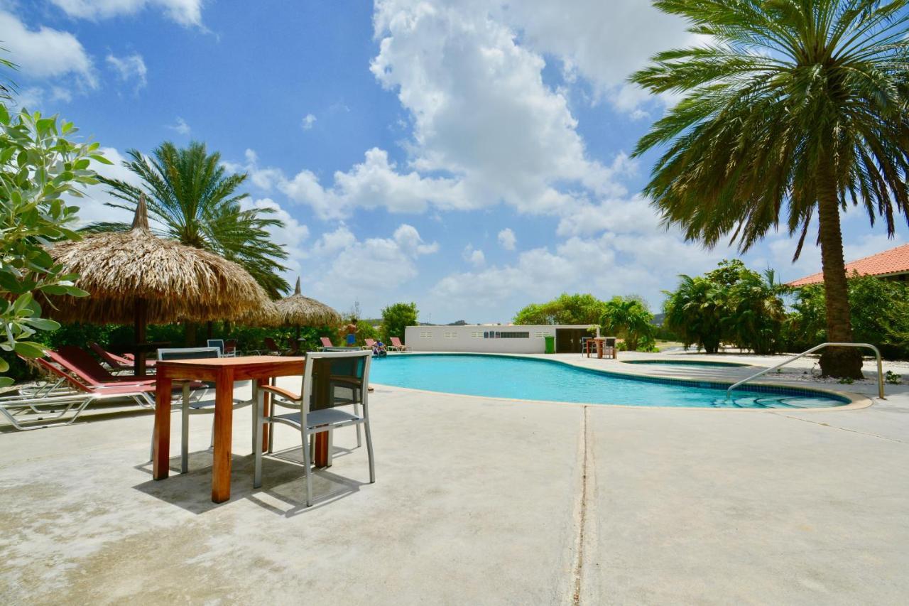 Villa At The Beach, Blue Bay Golf & Beach Resort ภายนอก รูปภาพ